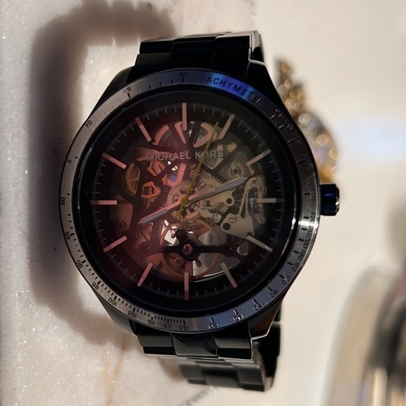 Michael Kors Men's Merrick (MK9038) - Picture 3 of 17